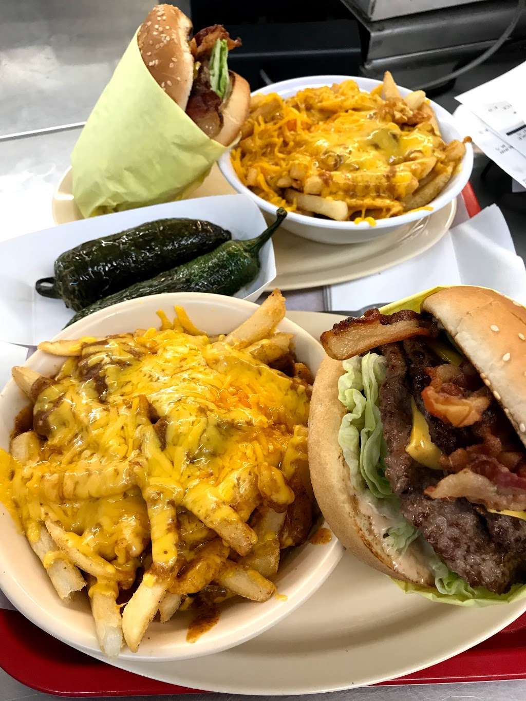 Tams Burgers 23 | 2403, 303 N Alameda St, Compton, CA 90220 | Phone: (310) 639-3045