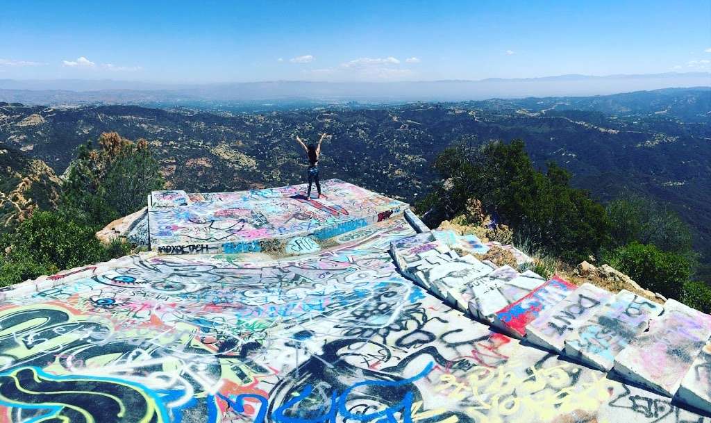 Topanga Lookout Trailhead | Saddle Peak Rd, Malibu, CA 90265, USA