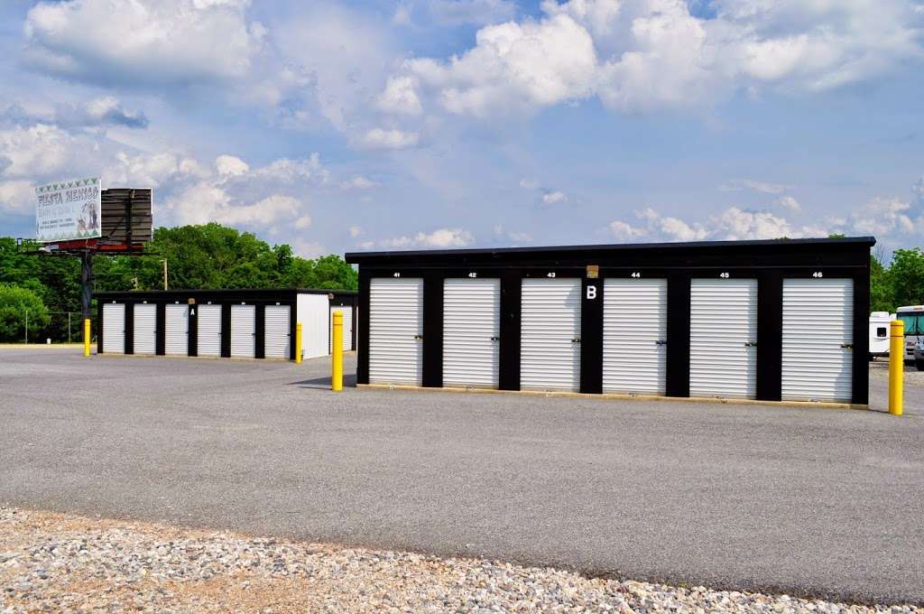 Moove in Self Storage - Bull Road | 3420 Bull Rd, York, PA 17404, USA | Phone: (717) 767-4466