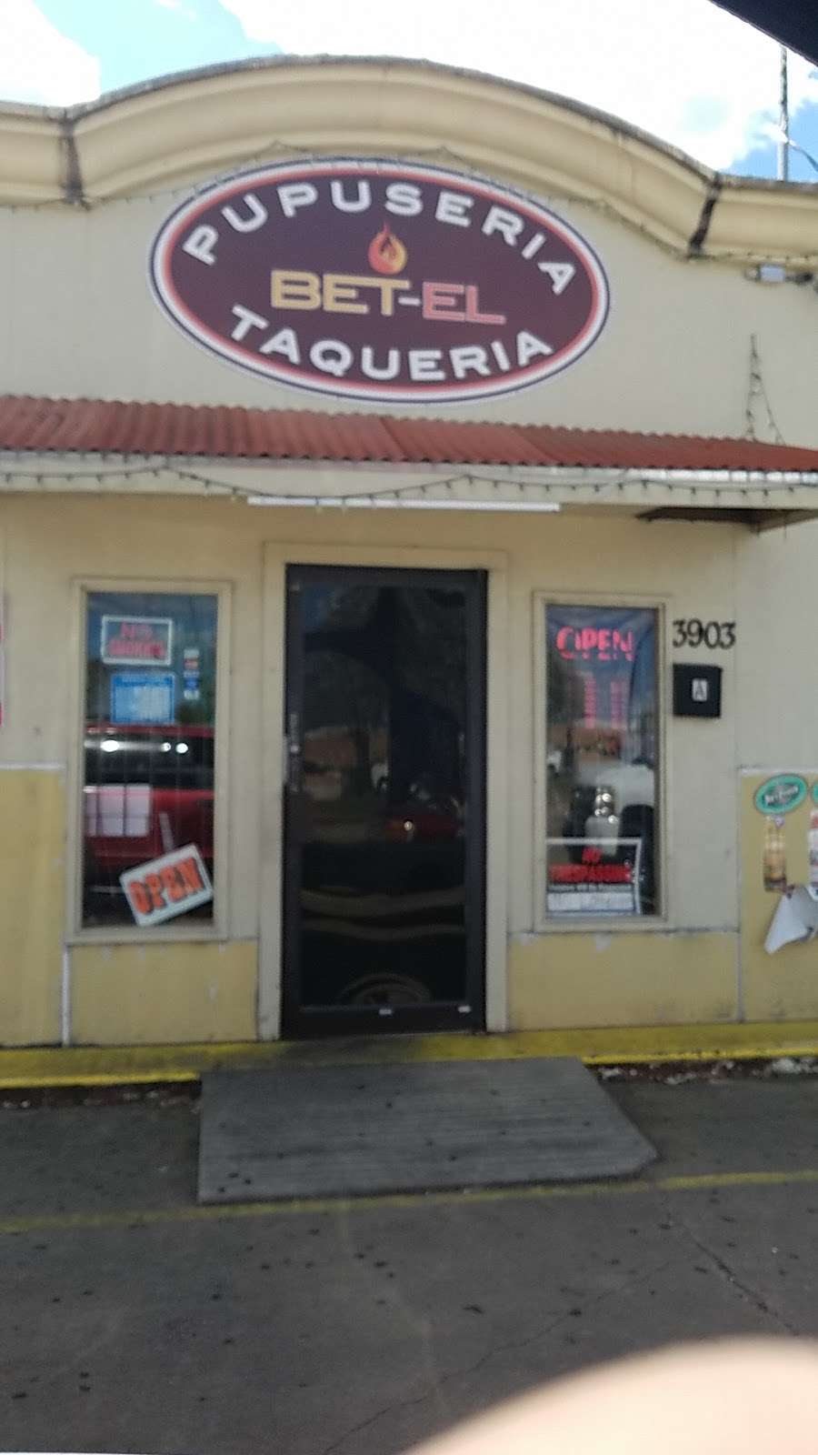 Pupuseria y Taqueria Bet | 3903 W Orem Dr, Houston, TX 77045 | Phone: (713) 433-3350