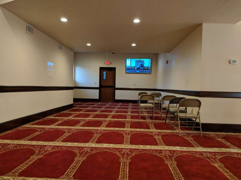 The Islamic Center of Northland | 8801 N Central St, Kansas City, MO 64155, USA | Phone: (816) 734-0011