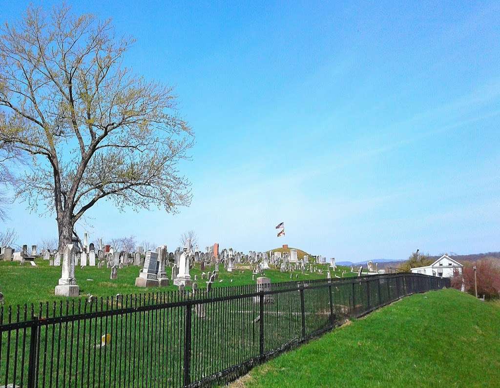 Greenlawn Cemetery | 127 Britner Ave, Williamsport, MD 21795, USA | Phone: (301) 582-3320