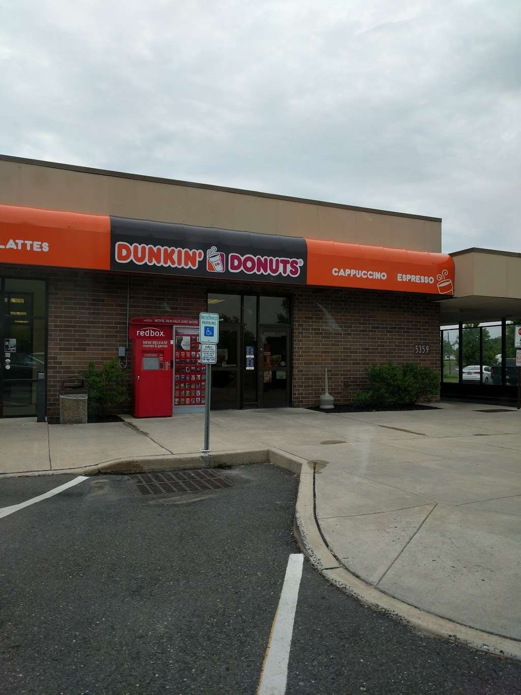 Dunkin Donuts | 5359 Broidy Rd, Fort Dix, NJ 08640 | Phone: (609) 723-3450