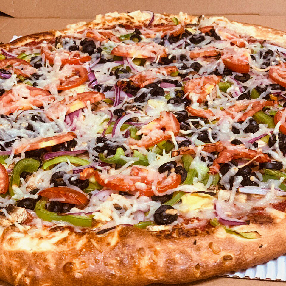 Lenzinis Pizza | 5044 Lankershim Blvd, North Hollywood, CA 91601, USA | Phone: (818) 506-0200