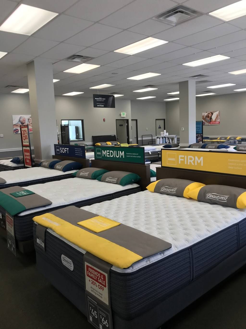 Mattress Firm Sparks | 4711 Galleria Pkwy, Sparks, NV 89436 | Phone: (775) 354-1510