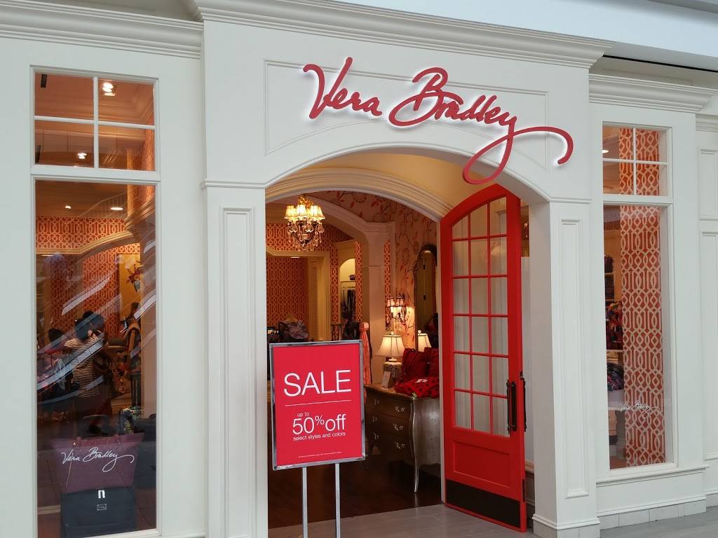 Vera Bradley | 1400 Willowbrook Mall, Wayne, NJ 07470 | Phone: (973) 785-0155