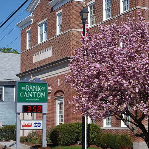 Bank of Canton | 557 Washington St, Canton, MA 02021 | Phone: (781) 828-1690