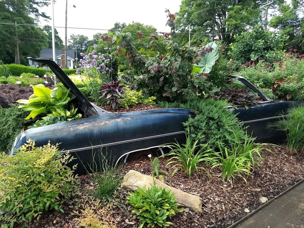Southern Roots Garden Center | 505 Belmont Mt Holly Rd, Belmont, NC 28012, USA | Phone: (704) 827-0446