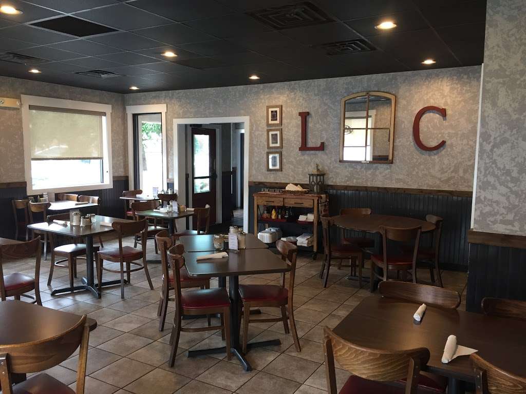 Little Chef | 152 Strode Ave, Coatesville, PA 19320, USA | Phone: (610) 384-3221