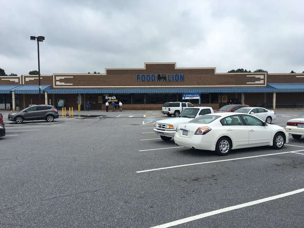 Food Lion | 3206 NC-127 S, Hickory, NC 28602, USA | Phone: (828) 294-3205