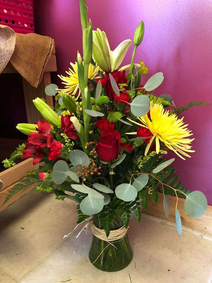 All About Flowers | 14900 SW Van Buren Ave, Indiantown, FL 34956, USA | Phone: (772) 597-2603