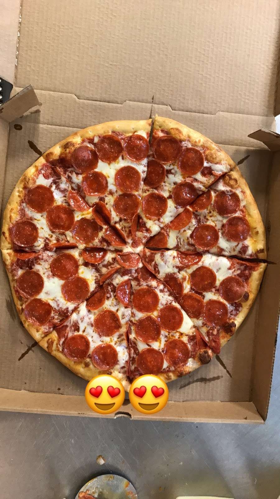 Triple Pizza & Pasta | 5667 Vineland Rd, Orlando, FL 32819, USA | Phone: (407) 345-5490