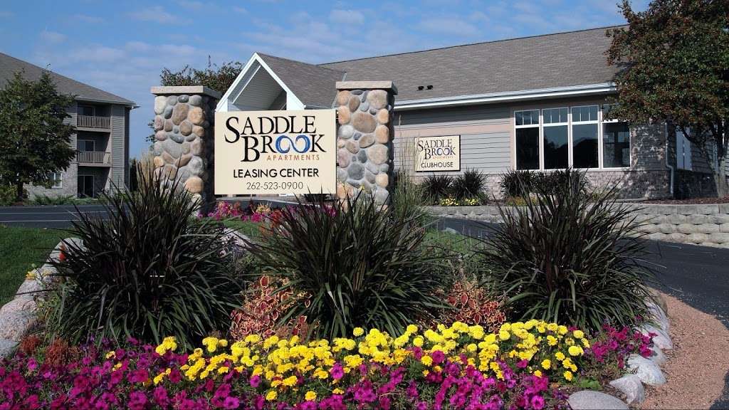 Saddle Brook Apartments | N24 W24242, Saddle Brook Dr, Pewaukee, WI 53072 | Phone: (262) 523-0900