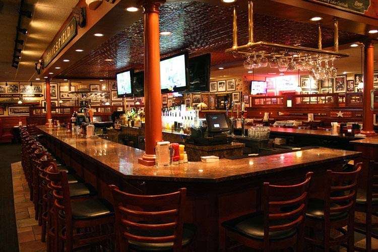 Boston Tavern | 389 W Center St, West Bridgewater, MA 02379, USA | Phone: (508) 583-0013