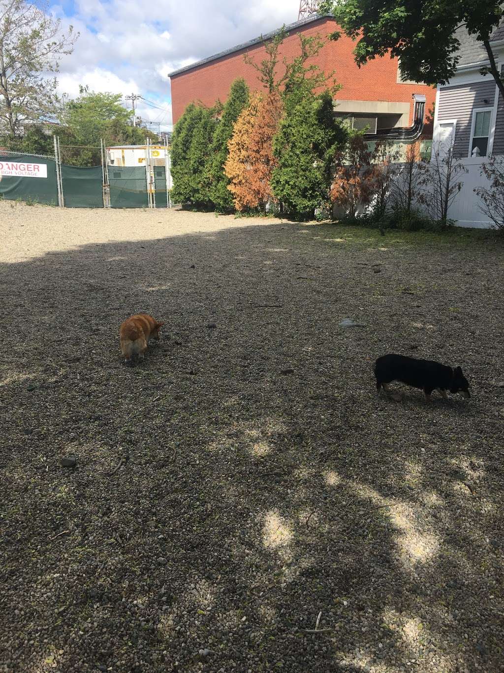 Mansfield Street Dog Park | 488-556 Lincoln St, Boston, MA 02134