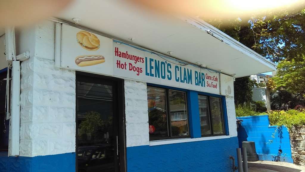 Lenos Clam Bar | 755 Pelham Rd, New Rochelle, NY 10805, USA