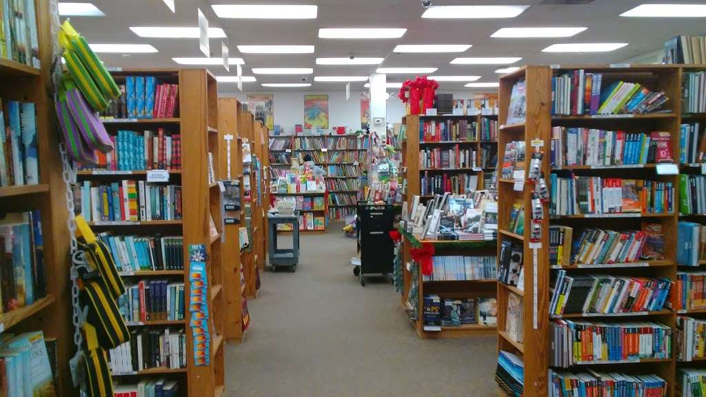 Half Price Books Olathe | 15309 W 119th St, Olathe, KS 66062 | Phone: (913) 829-9959