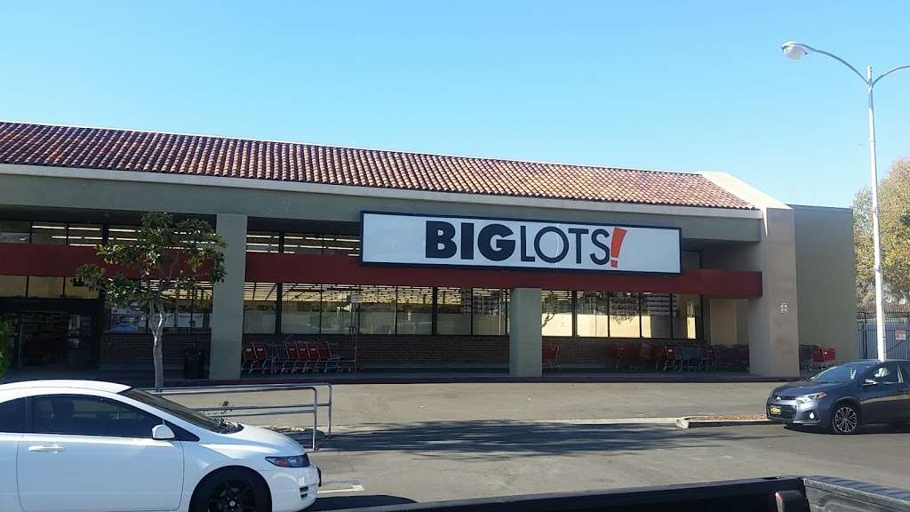 Big Lots | 12717 Glenoaks Blvd, Sylmar, CA 91342, USA | Phone: (818) 367-8556