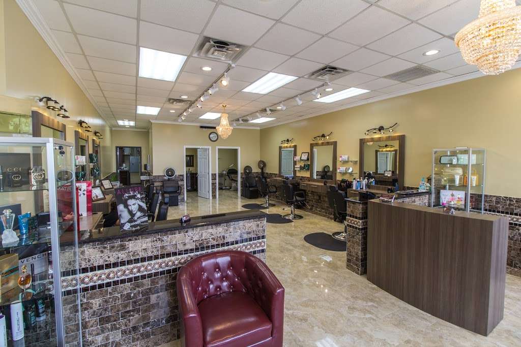 Creative Style | 2000 Old Denton Rd #112, Carrollton, TX 75006, USA | Phone: (972) 466-1188