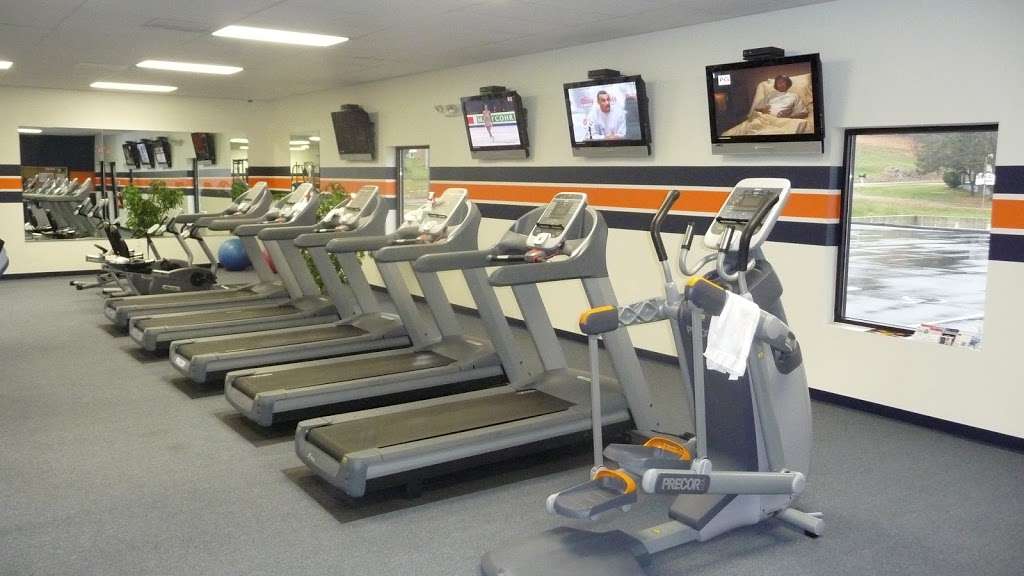 JayDees Fitness | 2332 Henshaw Rd, Inwood, WV 25428, USA | Phone: (304) 229-4343