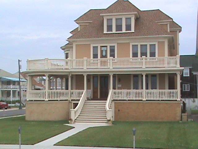 The Ocean Front | 901 Beach Ave, Cape May, NJ 08204, USA | Phone: (201) 512-0764