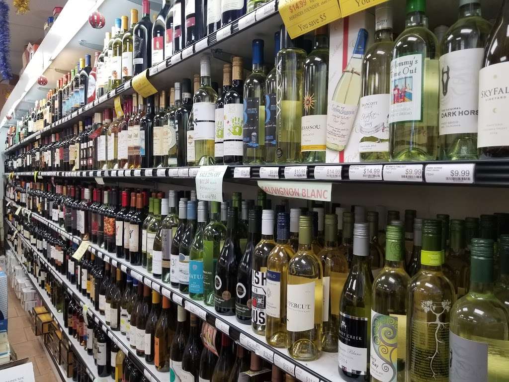 Elmsford Wine Warehouse | 132 Tuckahoe Rd, Yonkers, NY 10710, USA | Phone: (914) 965-4676