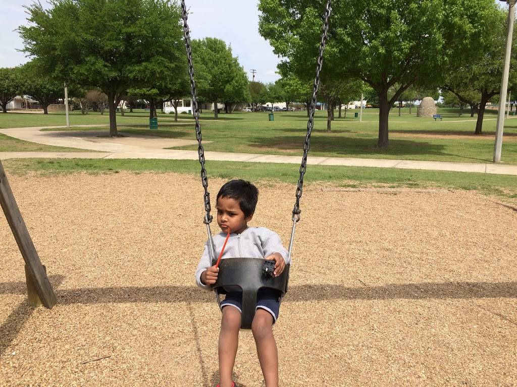 Armstrong Park | 100 James Collins Blvd, Duncanville, TX 75116, USA | Phone: (972) 780-5070