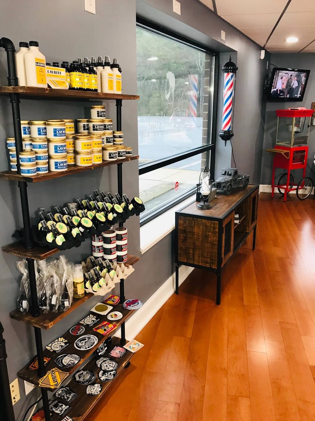 Wood and Steel Mens Grooming Lounge | 4434 N Center St, Hickory, NC 28601 | Phone: (828) 855-0475