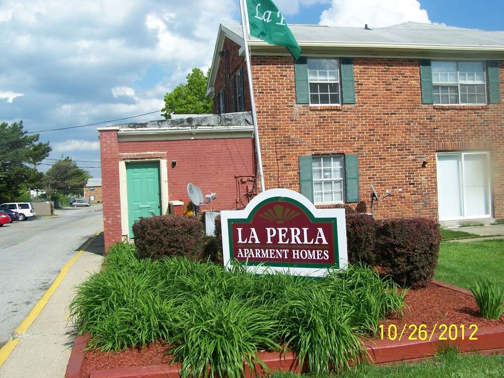 La Perla Apartments | 3287 Tara Ct E, Indianapolis, IN 46224, USA | Phone: (317) 293-0244