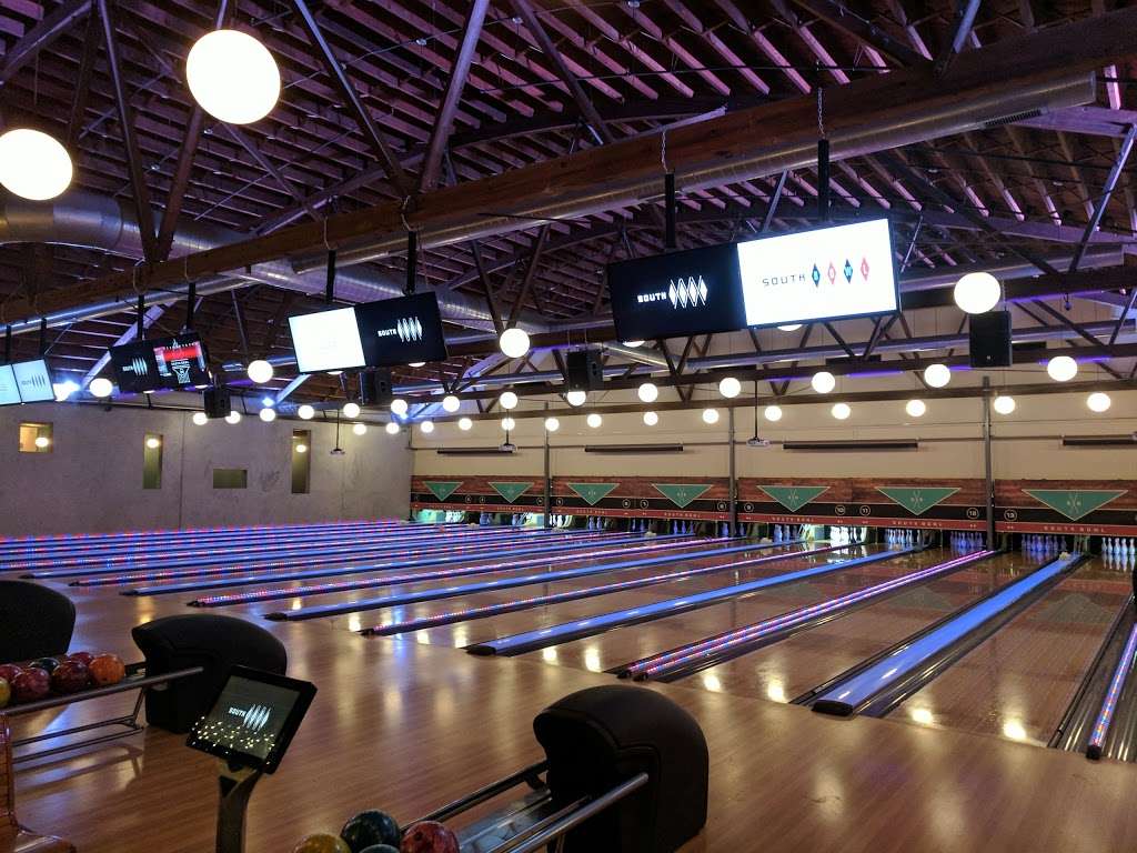 South Bowl | 19 E Oregon Ave, Philadelphia, PA 19148, USA | Phone: (215) 389-2695