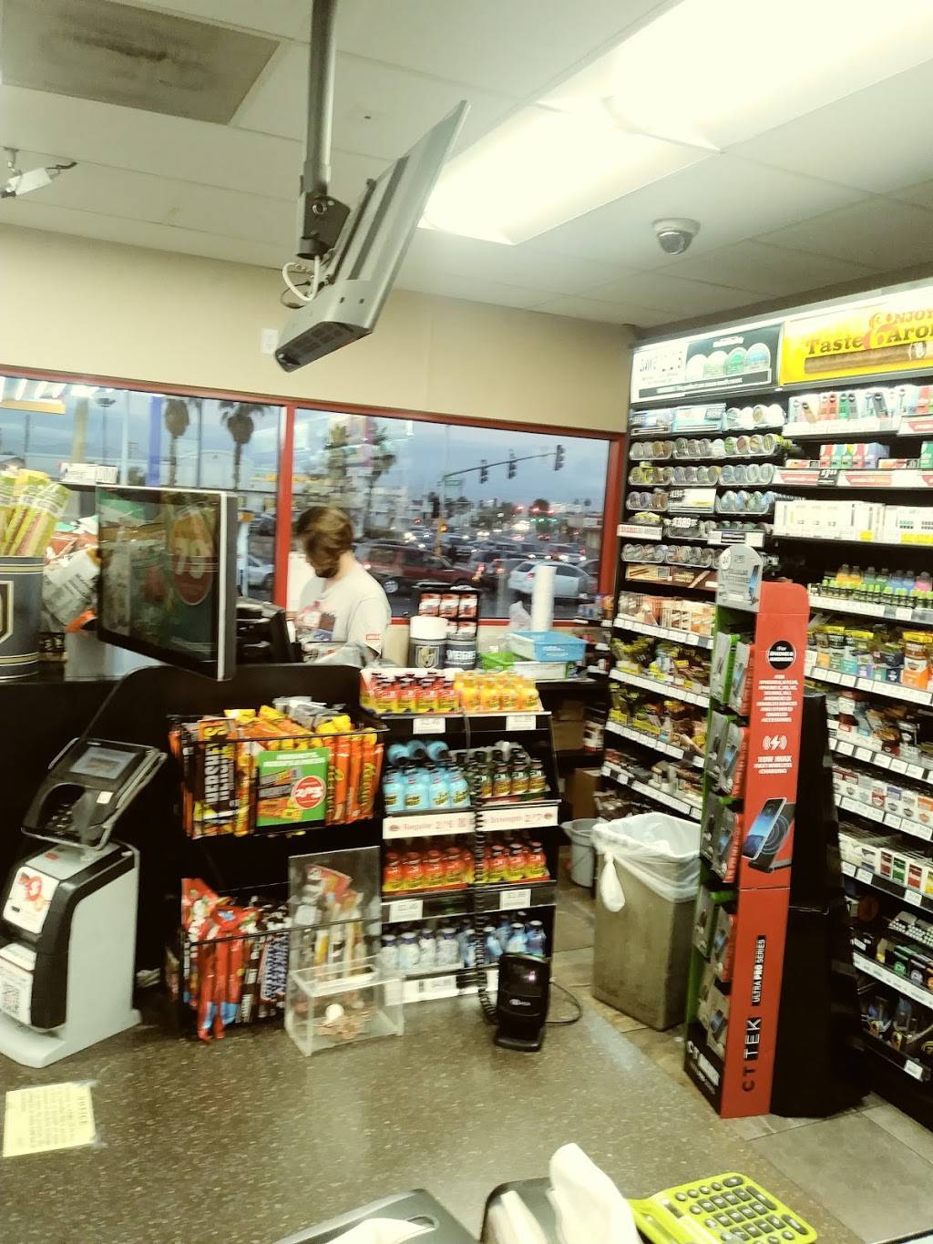 Circle K | 1140 E Charleston Blvd, Las Vegas, NV 89104, USA | Phone: (702) 471-1128