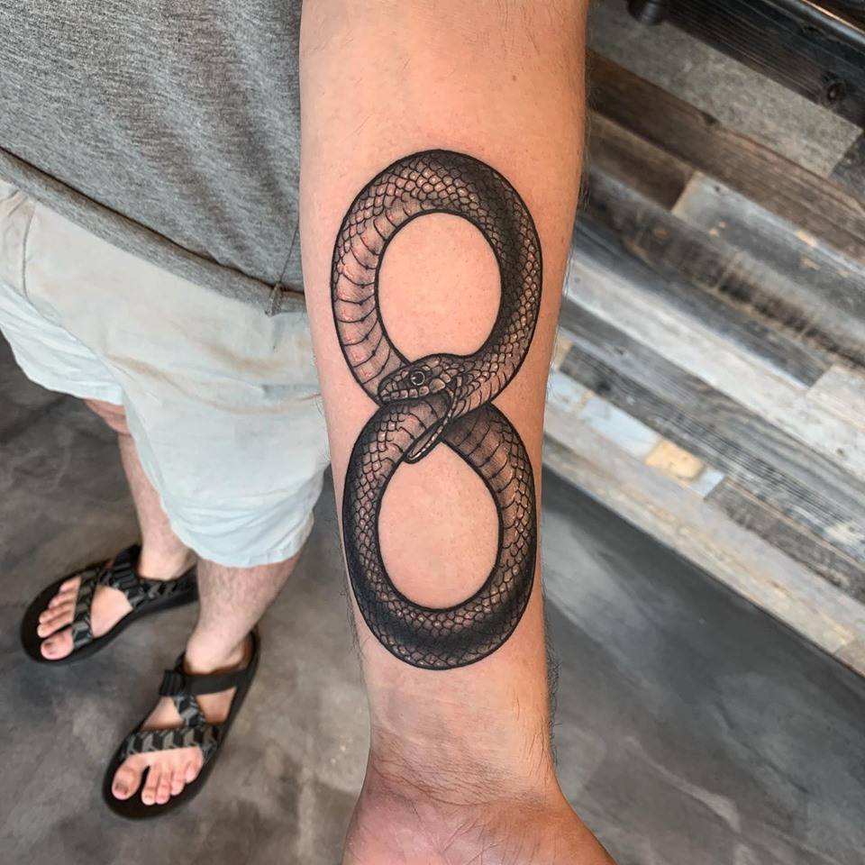 Starkweather Tattoo Collective | 3920 Monona Dr, Madison, WI 53716, USA | Phone: (608) 284-7663