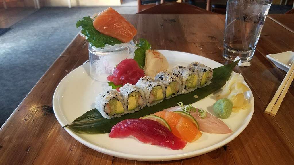 KAWA Japanese Cuisine sushi bar | 821 W Sproul Rd, Springfield, PA 19064, USA | Phone: (484) 471-3300
