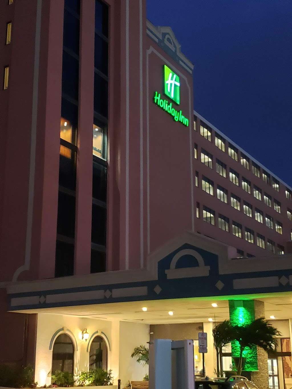 Holiday Inn Ocean City | 6600 Coastal Hwy, Ocean City, MD 21842 | Phone: (410) 524-1600