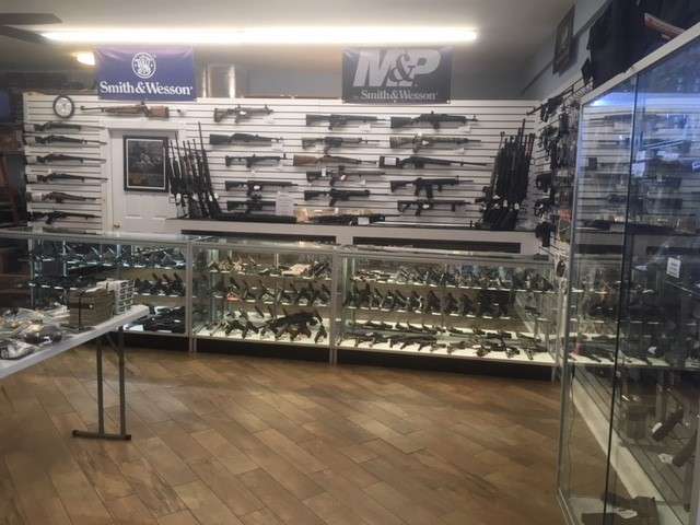 Rays Guns | 5741 Tabler Station Rd, Inwood, WV 25428, USA | Phone: (304) 263-0661