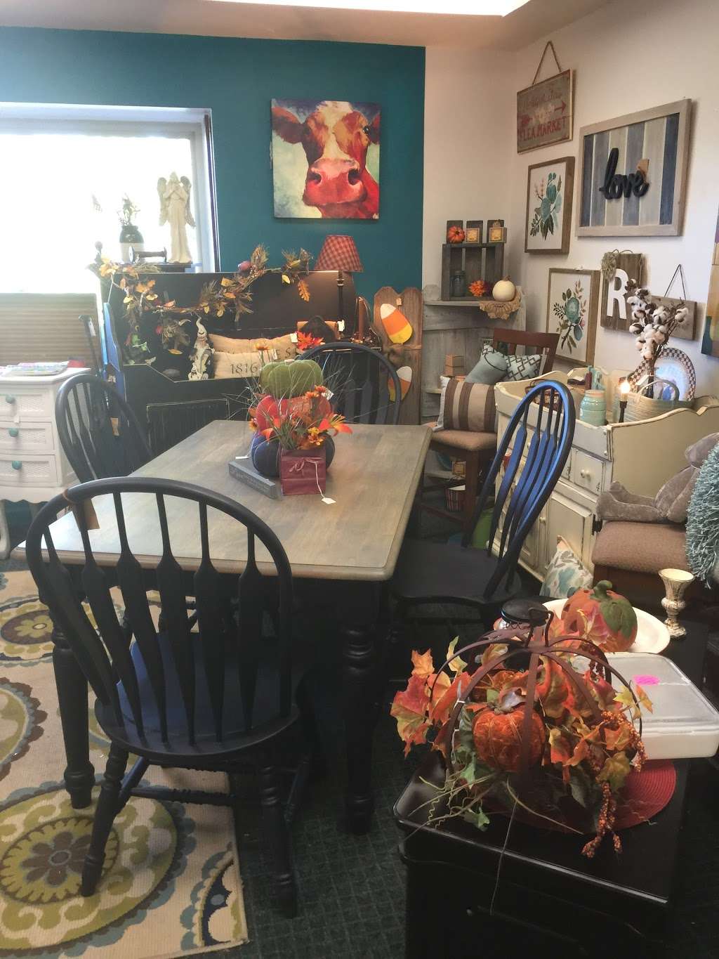 Seek and Find furniture and Home Decor | 3750 S Green St, Brownsburg, IN 46112 | Phone: (317) 473-2845