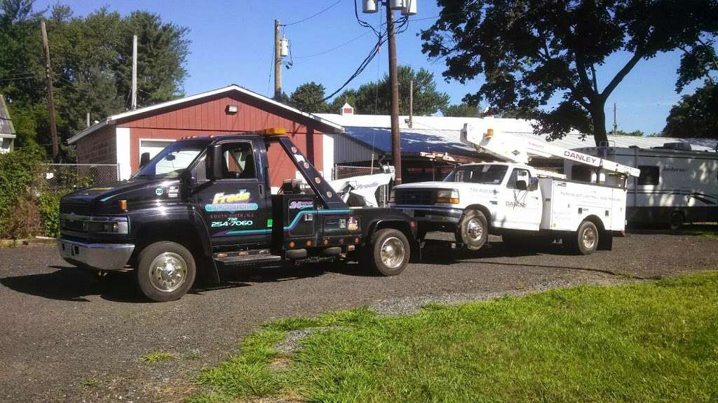 Freds Towing | 67 Causeway St, South River, NJ 08882, USA | Phone: (732) 254-7060