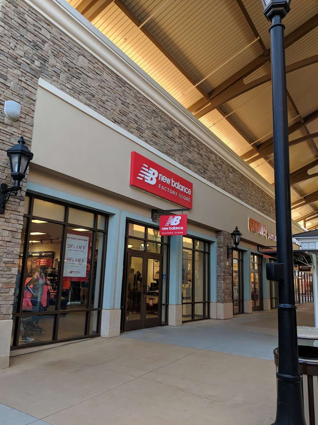 new balance outlet store charlotte nc 