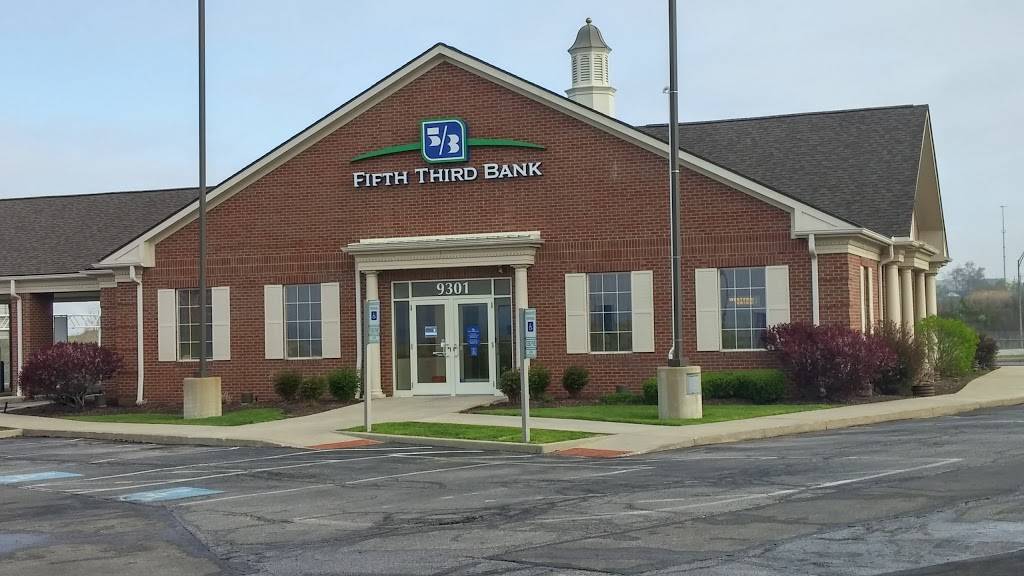 Fifth Third Bank & ATM | 9301 Vista Way, Garfield Heights, OH 44125, USA | Phone: (216) 475-5304