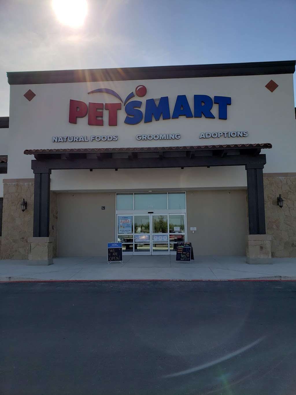 PetSmart | 415 W Loop 1604 S Suite 119, San Antonio, TX 78253 | Phone: (726) 444-2904