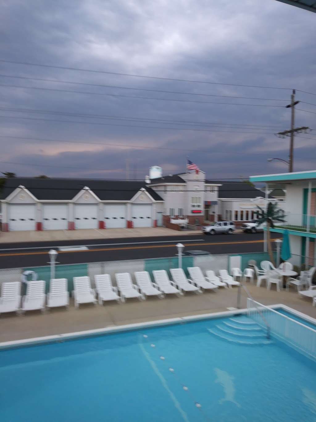 Rambler Motel & Apartments | 7109 Pacific Ave, Wildwood Crest, NJ 08260, USA | Phone: (609) 522-4652