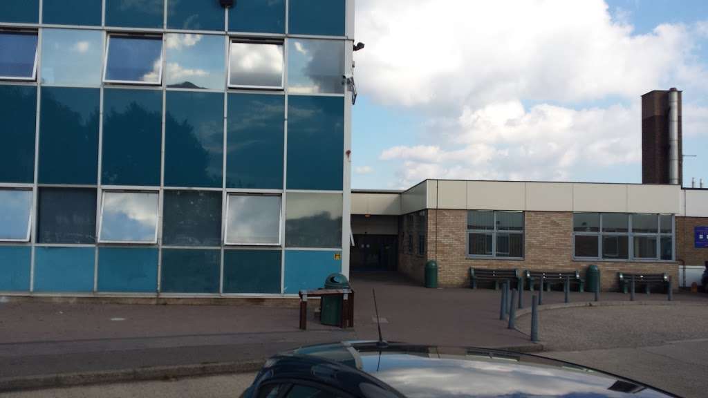 3s Swim School Romford | St Edwards C Of E School & Sixth Form College, London Rd, Romford RM7 9NX, UK | Phone: 07584 255586