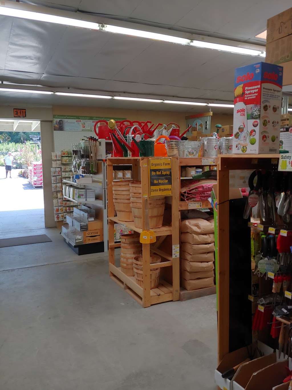 Harmony Farm Supply & Nursery | 3244 Gravenstein Hwy N, Sebastopol, CA 95472, USA | Phone: (707) 823-9125