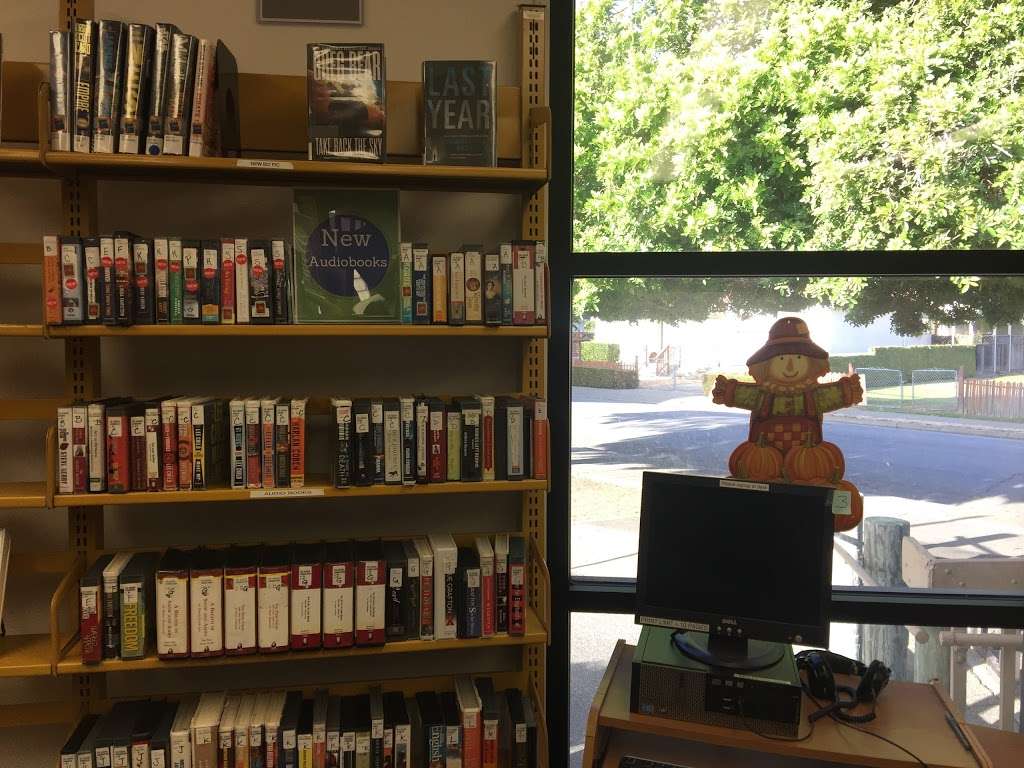 Mulford-Marina Branch Library | 13699 Aurora Dr, San Leandro, CA 94577, USA | Phone: (510) 577-7976