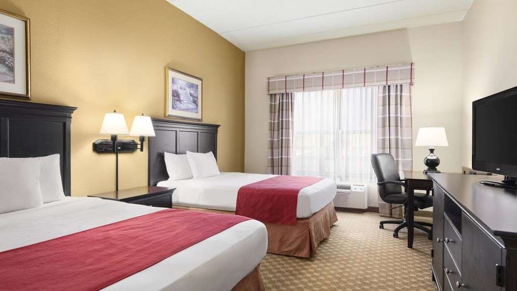 Country Inn & Suites by Radisson, Frackville (Pottsville), PA | 100 Keystone Blvd E, Pottsville, PA 17901, USA | Phone: (570) 544-5201