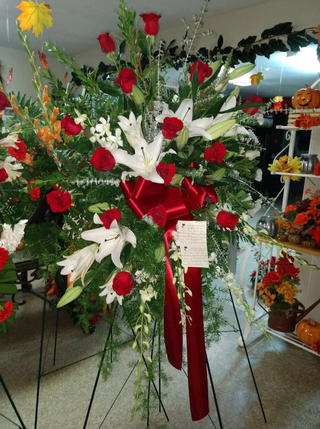 Almas Designs Florist and More | 2718 N Main St Suite A, Liberty, TX 77575, USA | Phone: (936) 641-9056