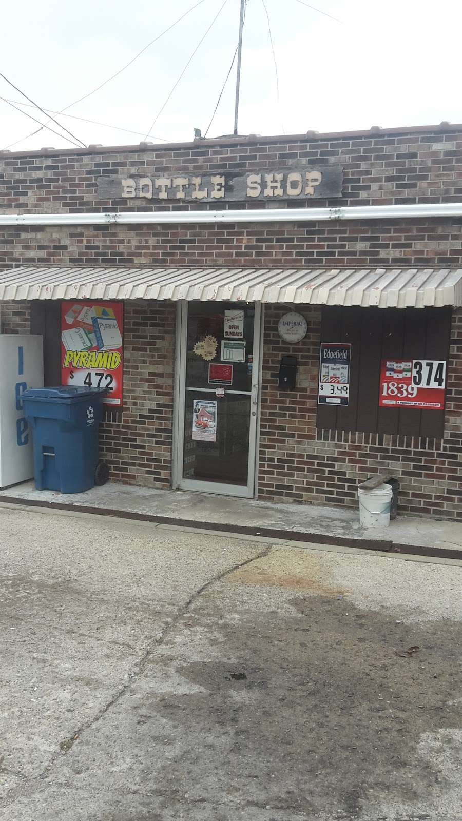 Bottle Shop | 124 W Washington St, Fairmount, IN 46928 | Phone: (765) 948-3340