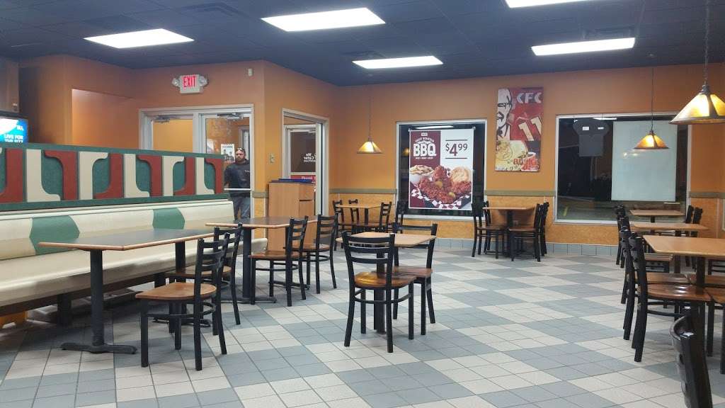 KFC | 5650 Hedge Lane Terrace, Shawnee, KS 66226 | Phone: (913) 441-6585