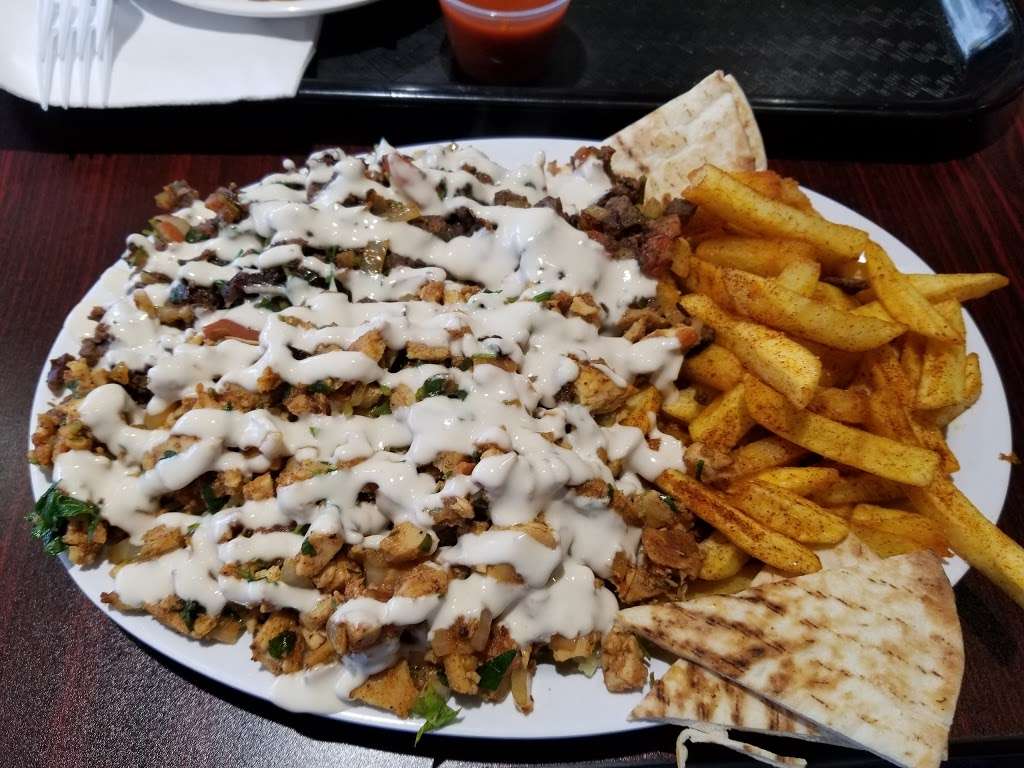 Chic-N-Gyro | 520 West State Road 436 #1112, Altamonte Springs, FL 32714 | Phone: (407) 543-8484