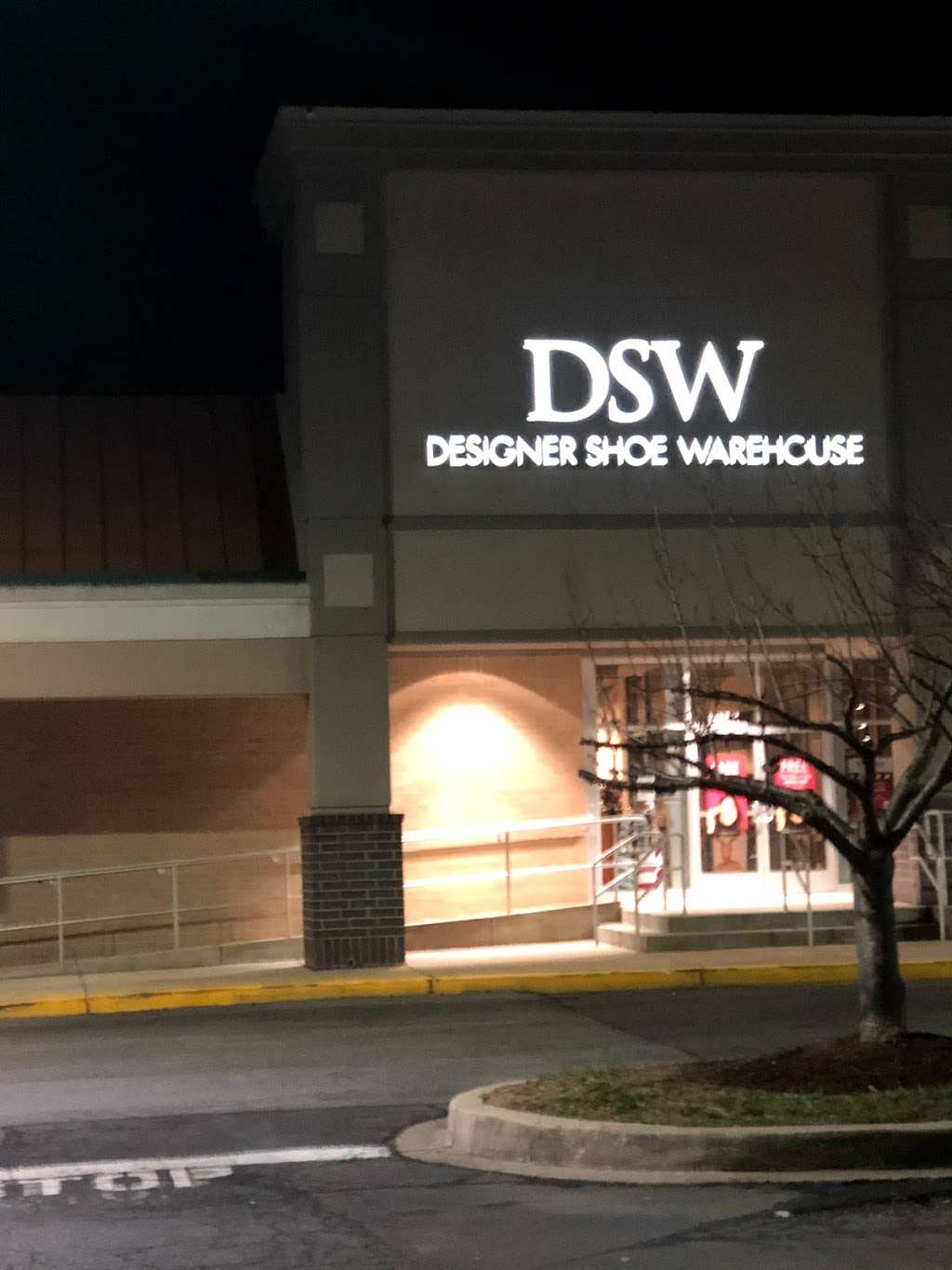 DSW Designer Shoe Warehouse, 23415 